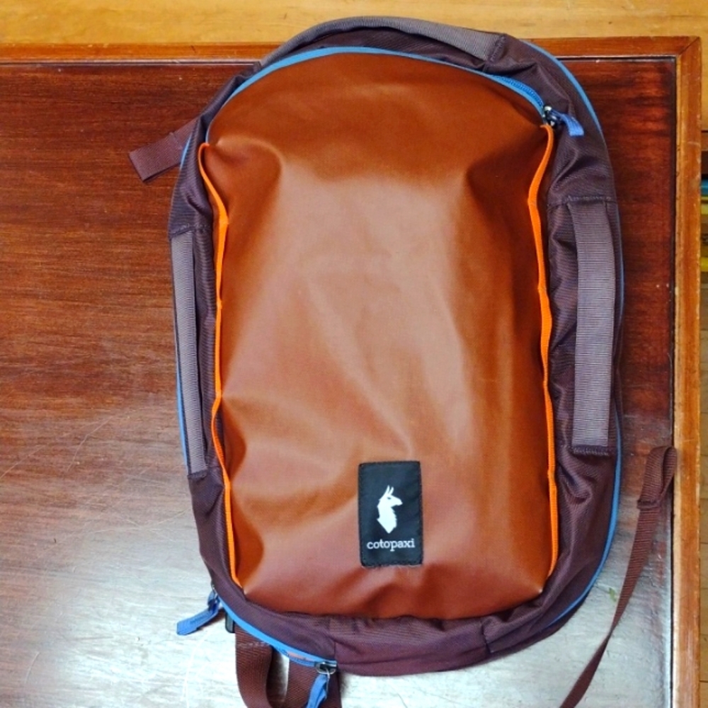 Cotopaxi Chasqui 13l sling bag